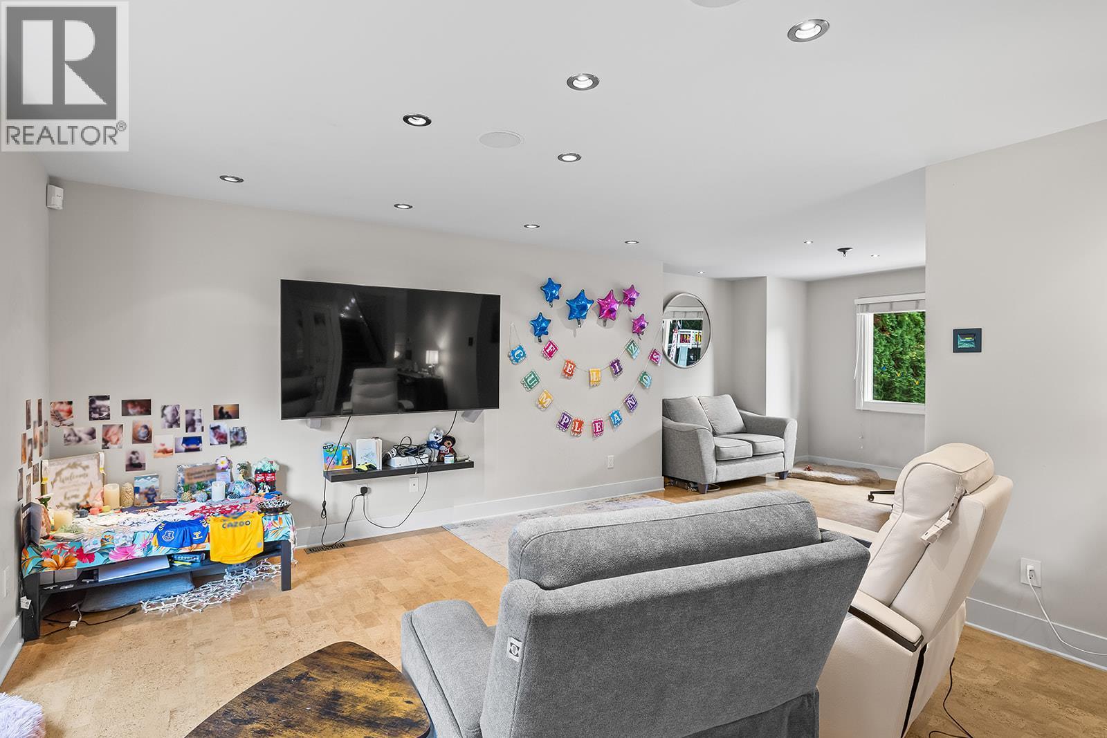 875 Coronado Crescent. Kelowna, British Columbia