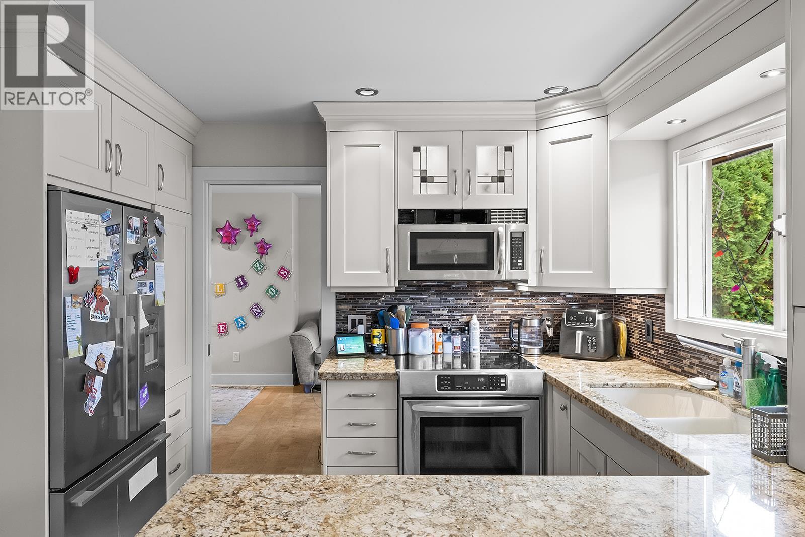 875 Coronado Crescent. Kelowna, British Columbia