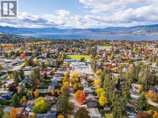 875 Coronado Crescent. Kelowna, British Columbia