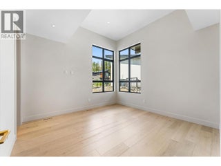 10313 Long Road. Lake Country, British Columbia