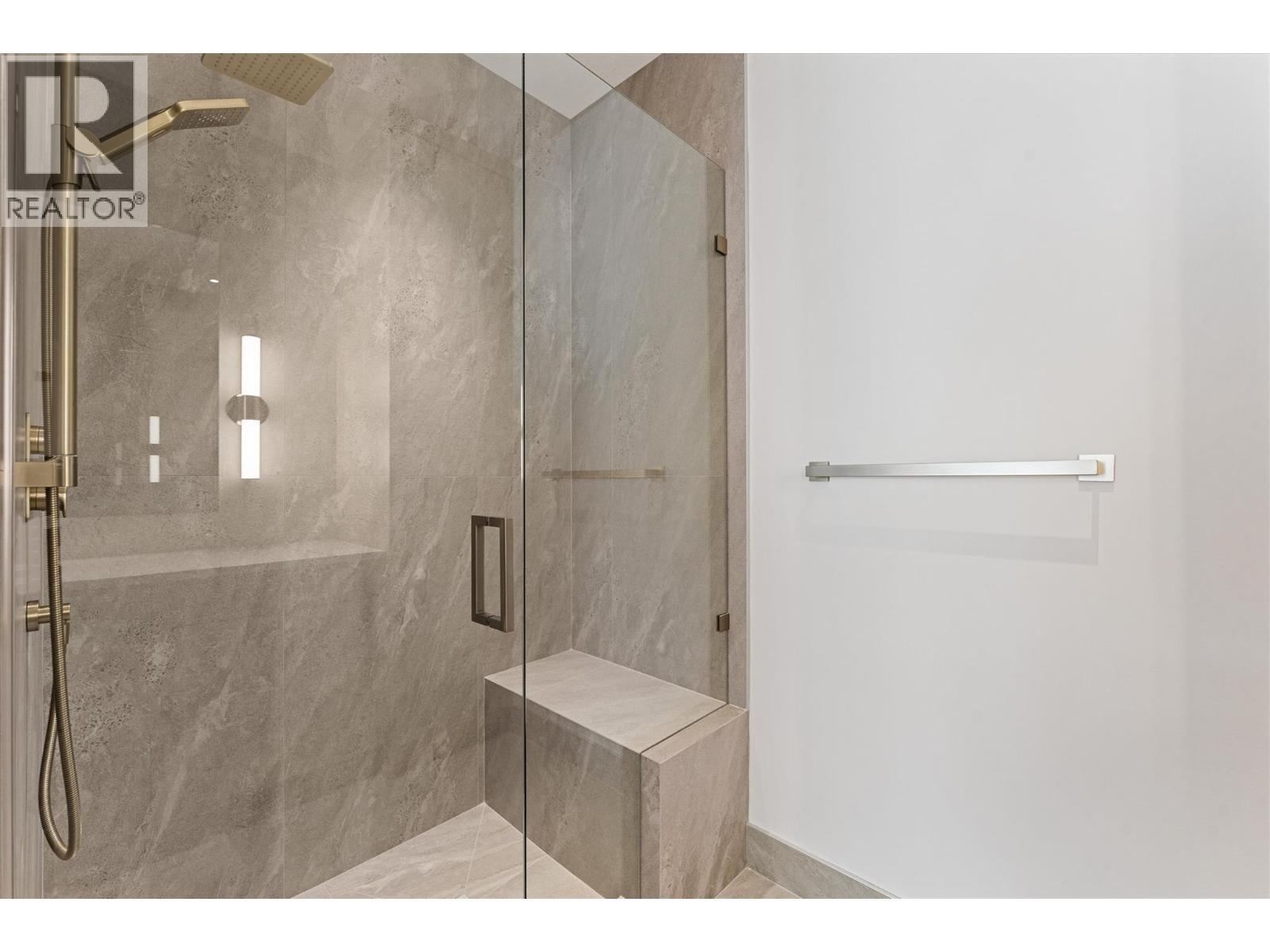 10313 Long Road. Lake Country, British Columbia