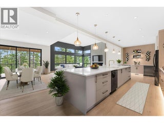 10313 Long Road. Lake Country, British Columbia