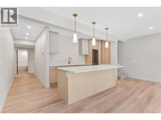 10313 Long Road. Lake Country, British Columbia