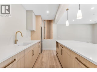 10313 Long Road. Lake Country, British Columbia