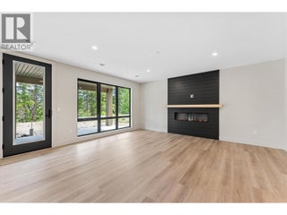 10313 Long Road. Lake Country, British Columbia