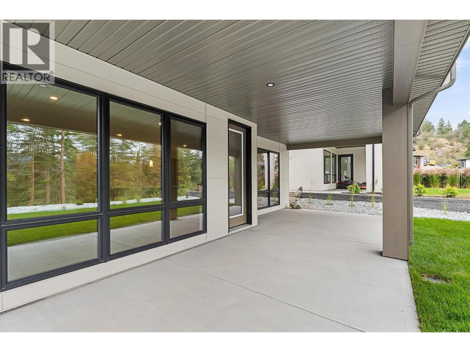 10313 Long Road. Lake Country, British Columbia