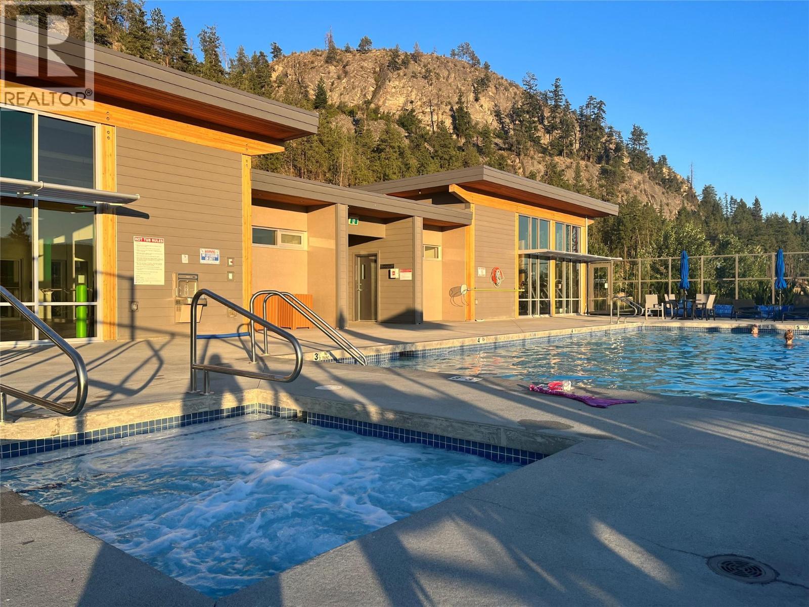 10313 Long Road. Lake Country, British Columbia