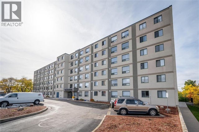 18 Holborn Court Unit# 504, Kitchener