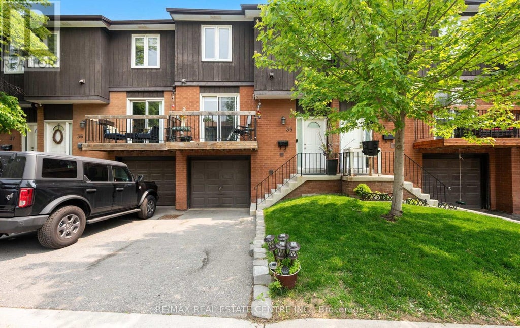 35 - 750 Burnhamthorpe Road E, Mississauga (applewood)