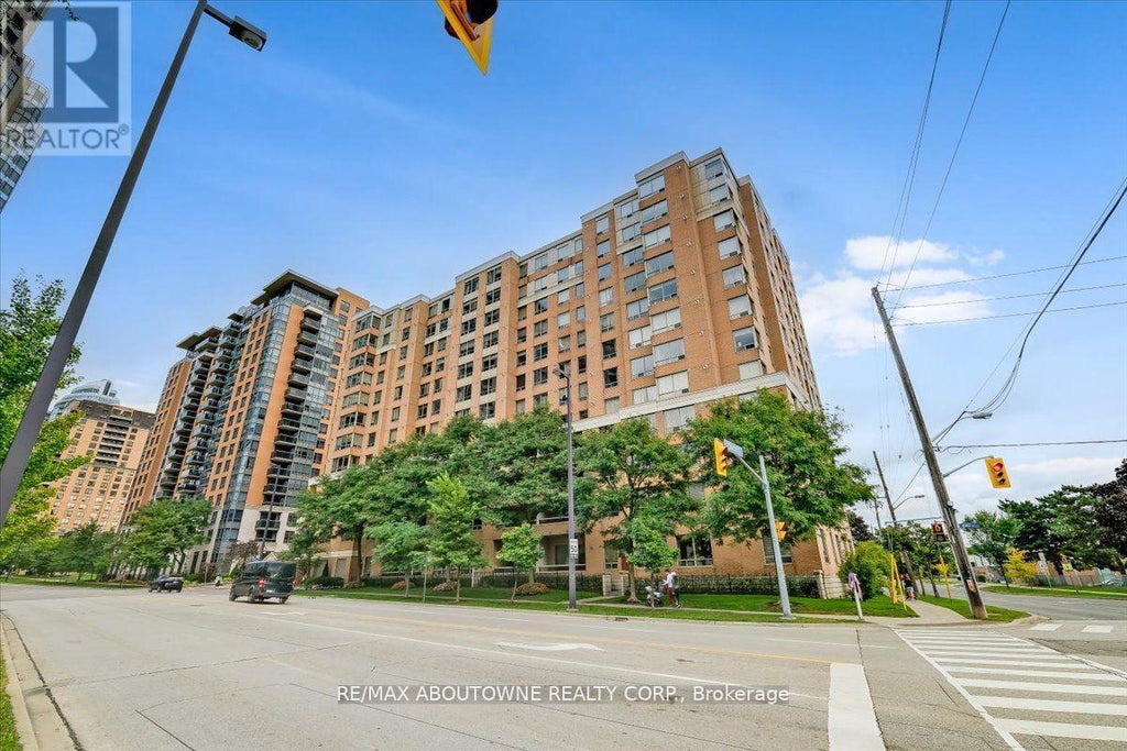 717 - 88 Grandview Way, Toronto (willowdale East)