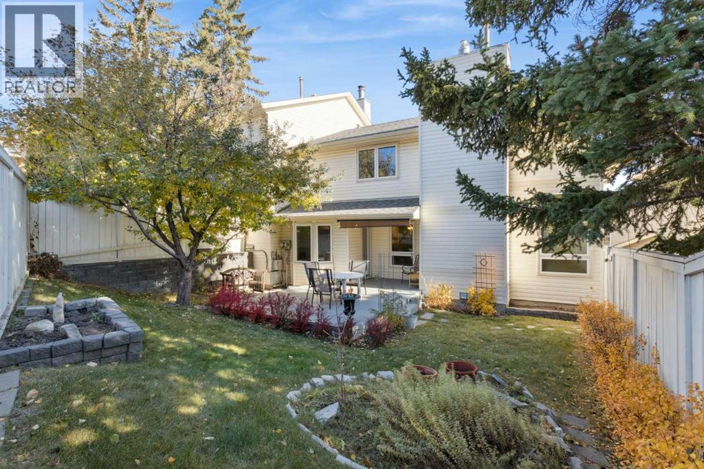 15 Millrise Lane Sw, Calgary