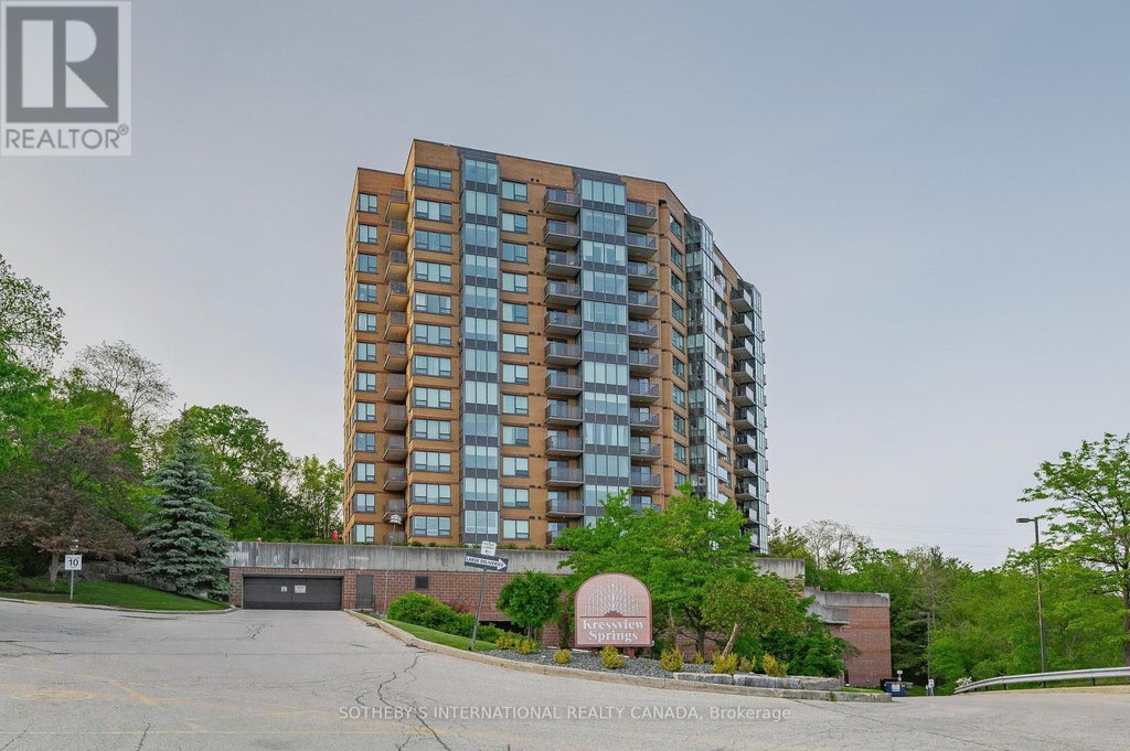 1003 - 237 King Street W, Cambridge