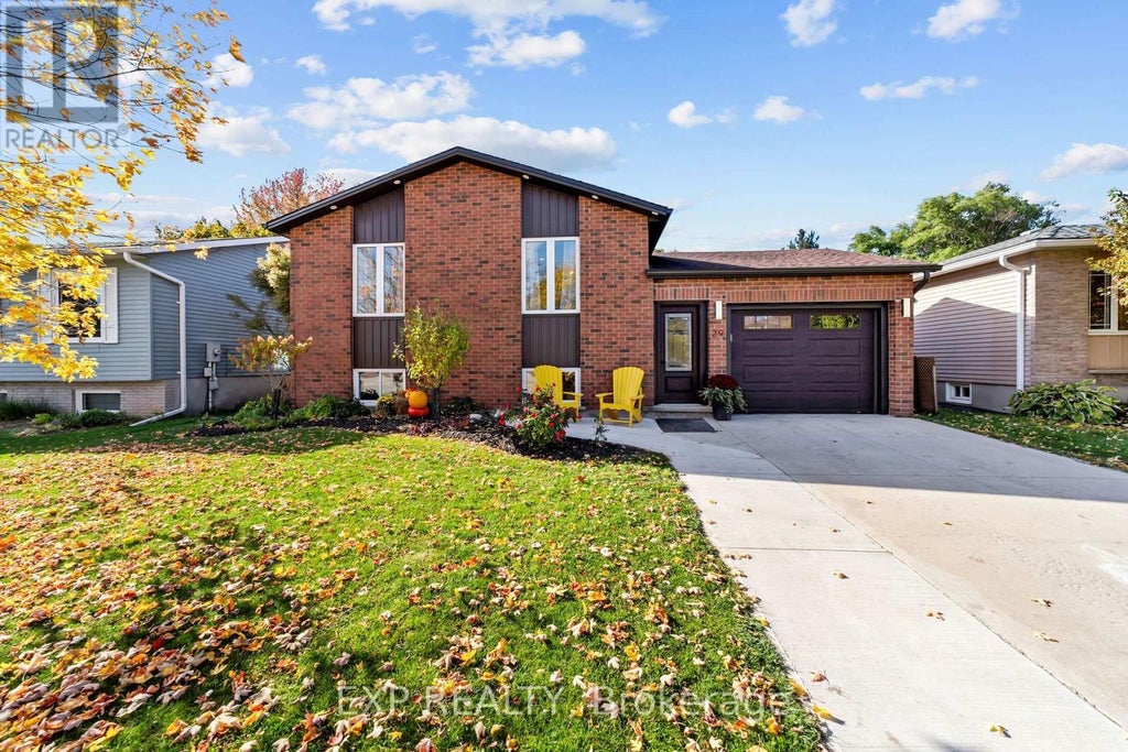 29 Dunsford Crescent, St. Marys