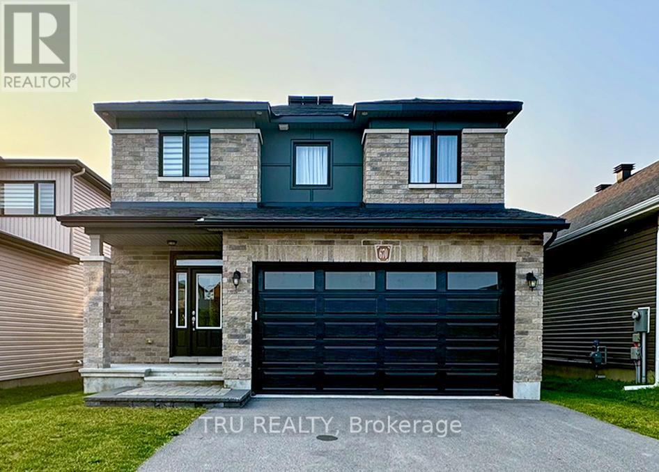 670 Parade Drive, Ottawa