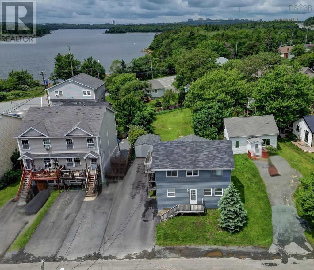 4 Lewis Street, Halifax