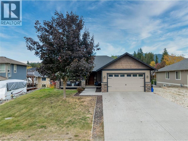 1660 22 Street Ne, Salmon Arm