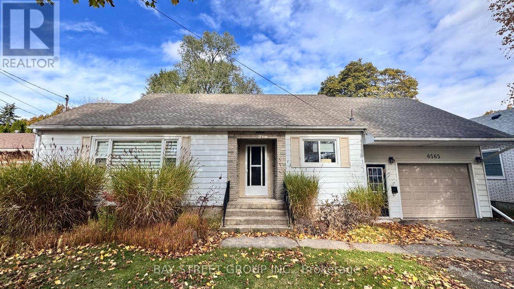 6565 Stamford Green Drive, Niagara Falls (stamford)