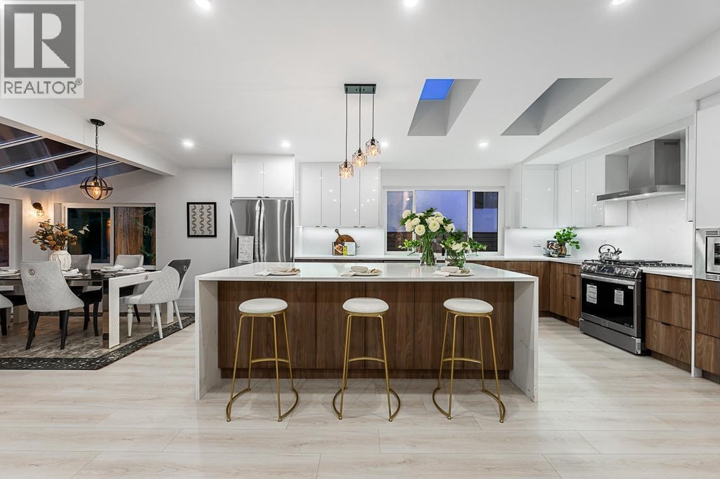 531 Greenway Avenue, North Vancouver