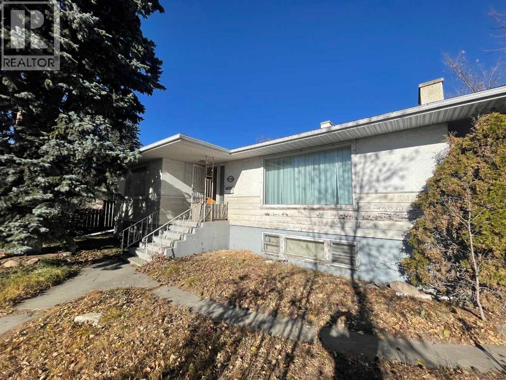 2424 17 Avenue Sw, Calgary