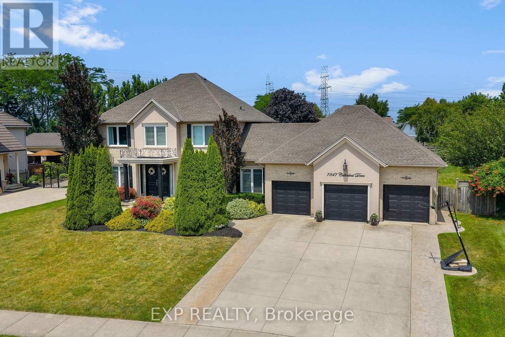 7847 Cathedral Drive, Niagara Falls (mt. Carmel)