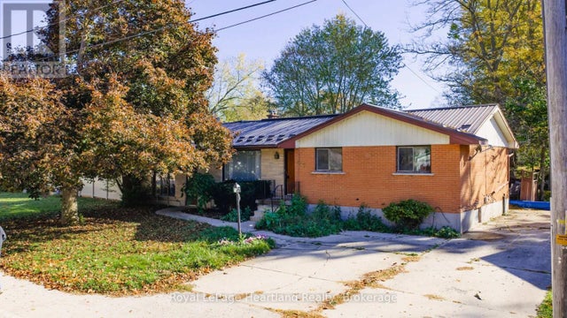 447 Shuter Street, North Huron (wingham)