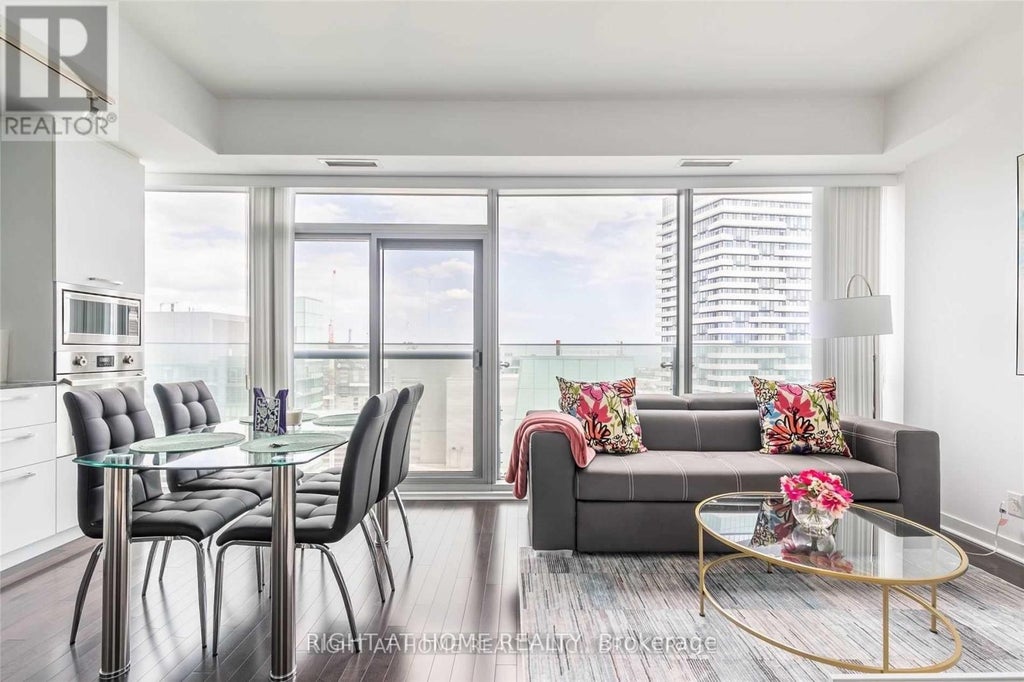 5512 - 14 York Street, Toronto (waterfront Communities)