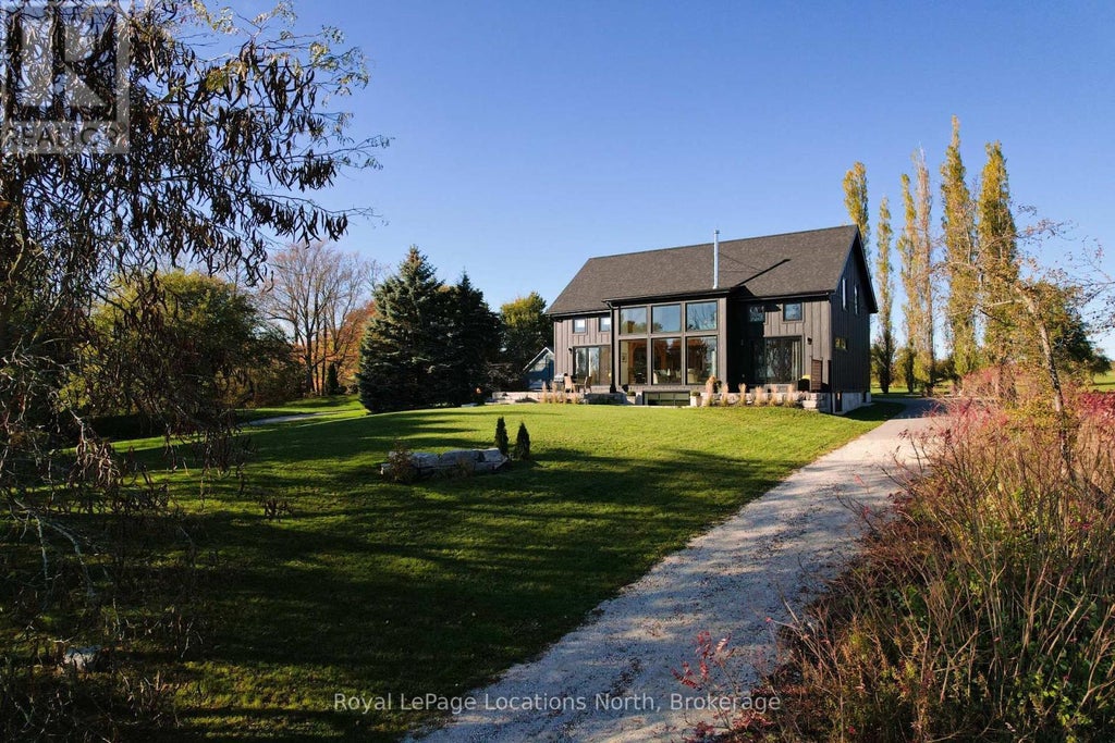 113 Slabtown Road W, Blue Mountains