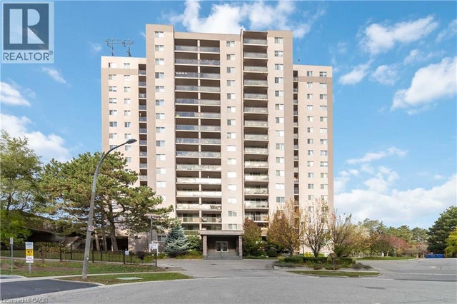 975 Warwick Court Unit# 1501, Burlington