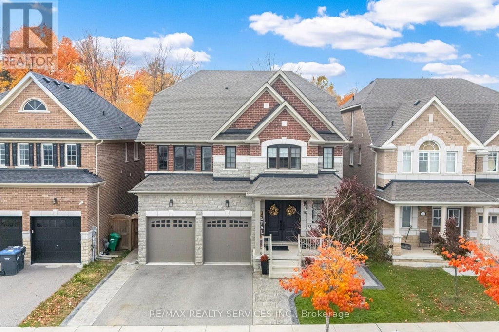 112 Newhouse Boulevard, Caledon
