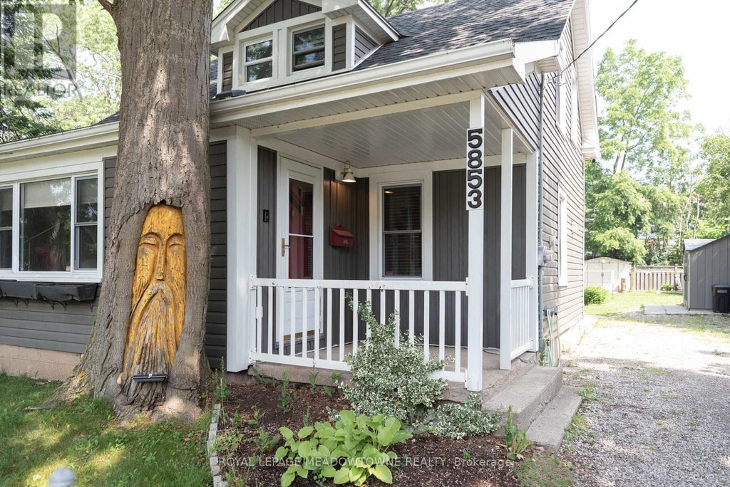 5853 Mcleod Road, Niagara Falls (arad/fallsview)