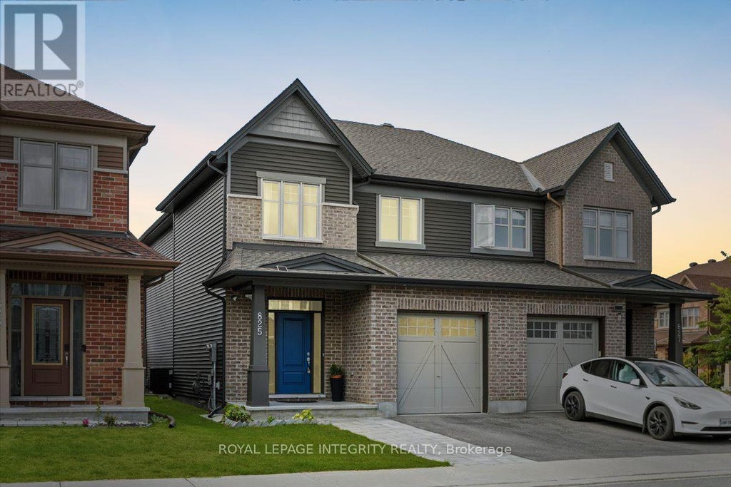 825 Indica Street, Ottawa