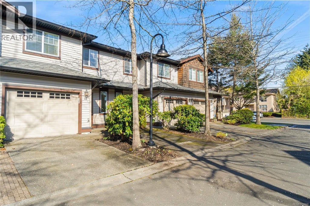 12 344 Hirst Avenue, Parksville