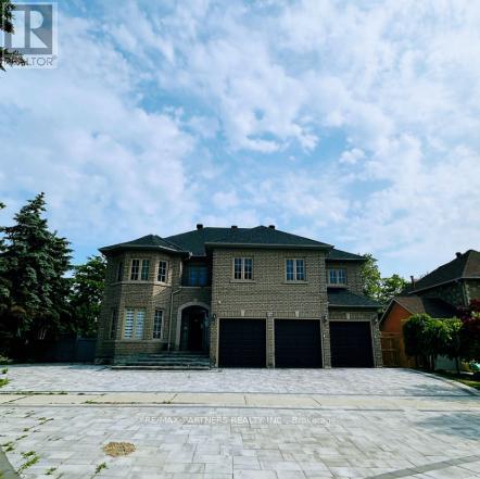 46 Green Ash Crescent, Richmond Hill (langstaff)