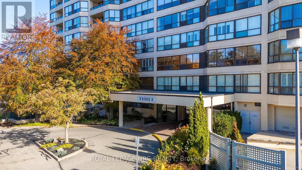 102 - 3 Towering Heights Boulevard, St. Catharines (glendale/glenridge)