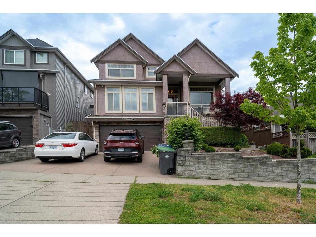 18933 55 Avenue, Surrey