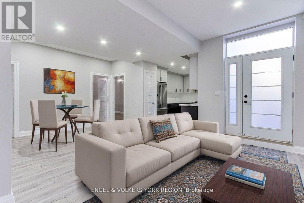 Bsmt - 4 Valley Point Crescent, King (king City)