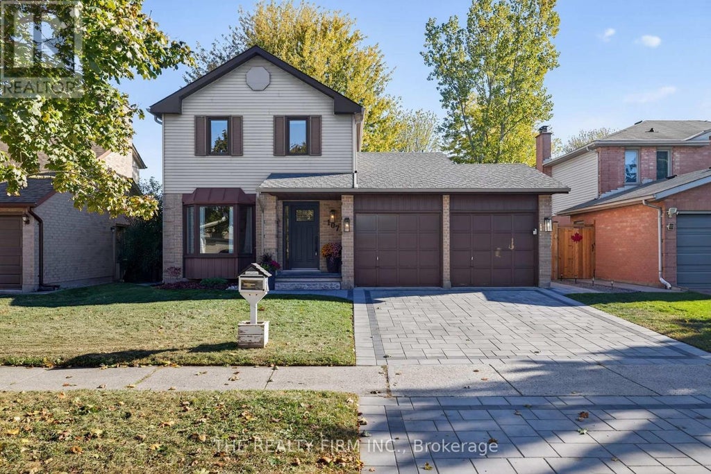 107 Cheswick Circle, London South (south X)