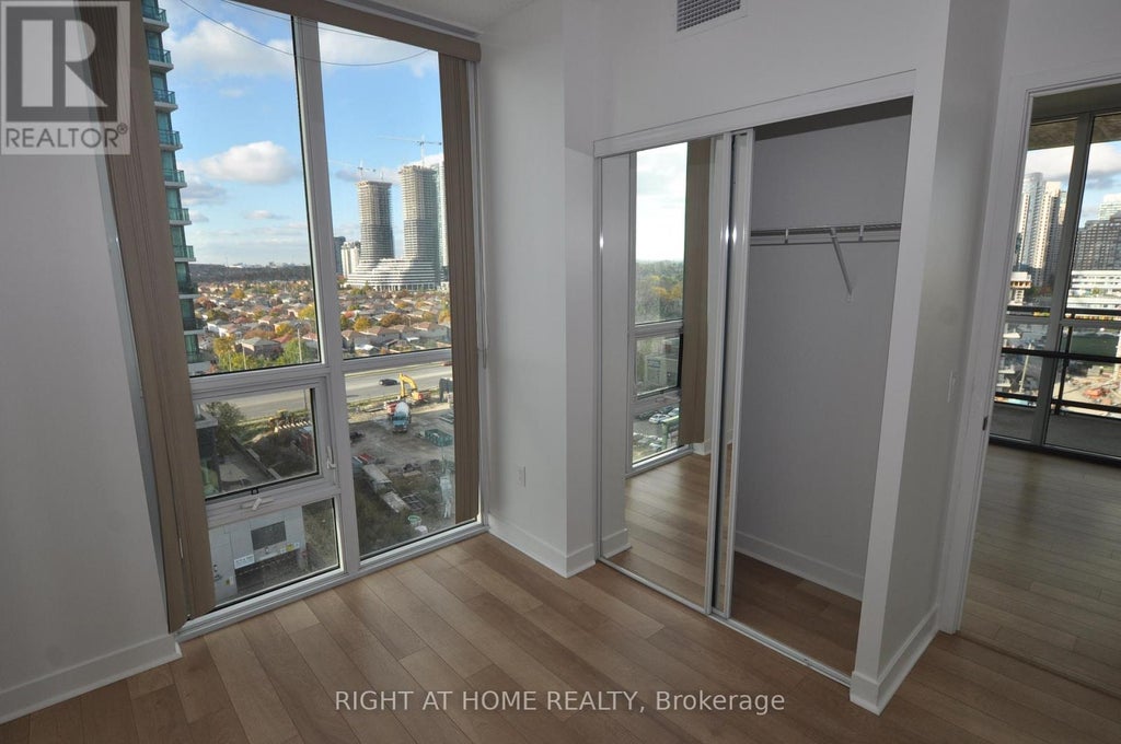 909 - 3975 Grand Park Drive, Mississauga (city Centre)