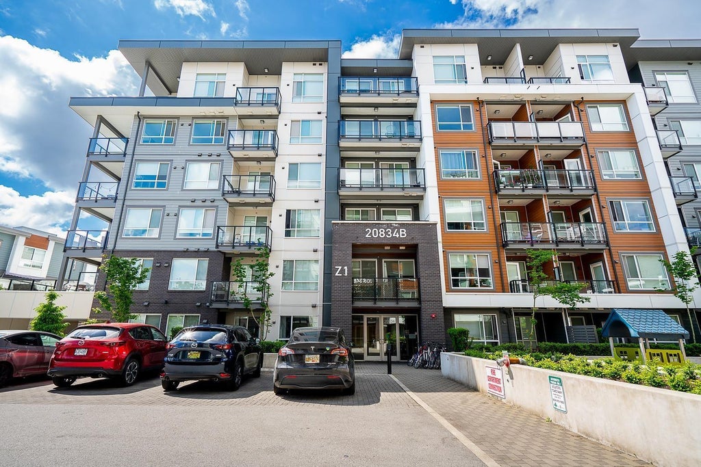 B502 20834 80 Avenue, Langley