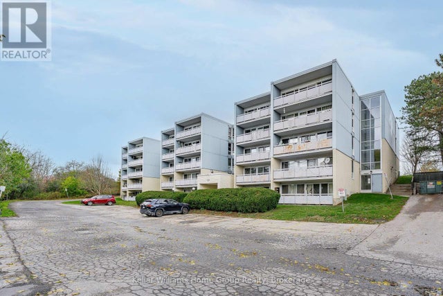 408 - 91 Conroy Crescent, Guelph (dovercliffe Park/old University)