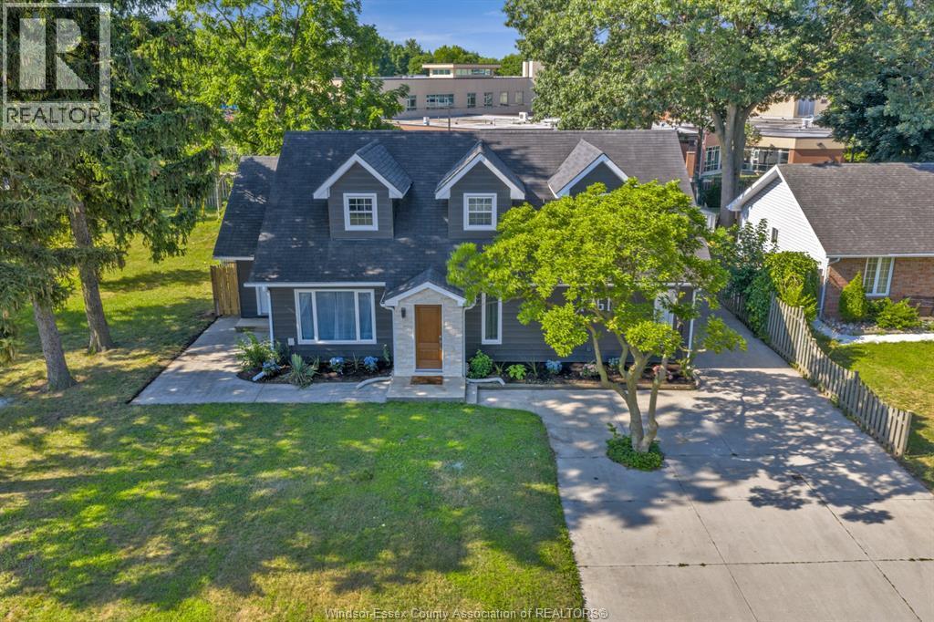 1361 Chappell Avenue, Windsor