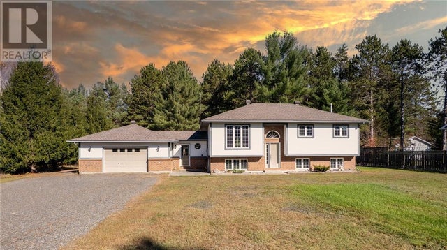 2219 Lee Valley Road, Espanola