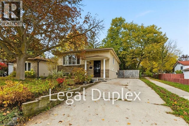 157 Pinedale Drive, Kitchener