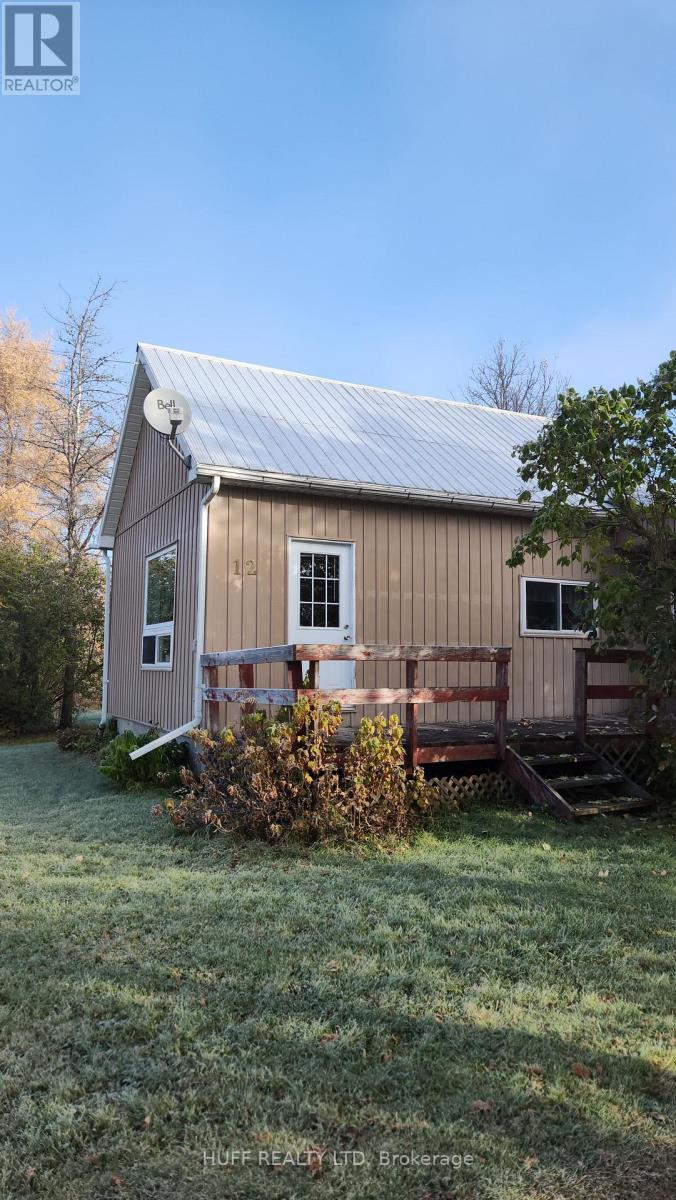 12 Hansuld Street, Englehart (central Timiskaming)