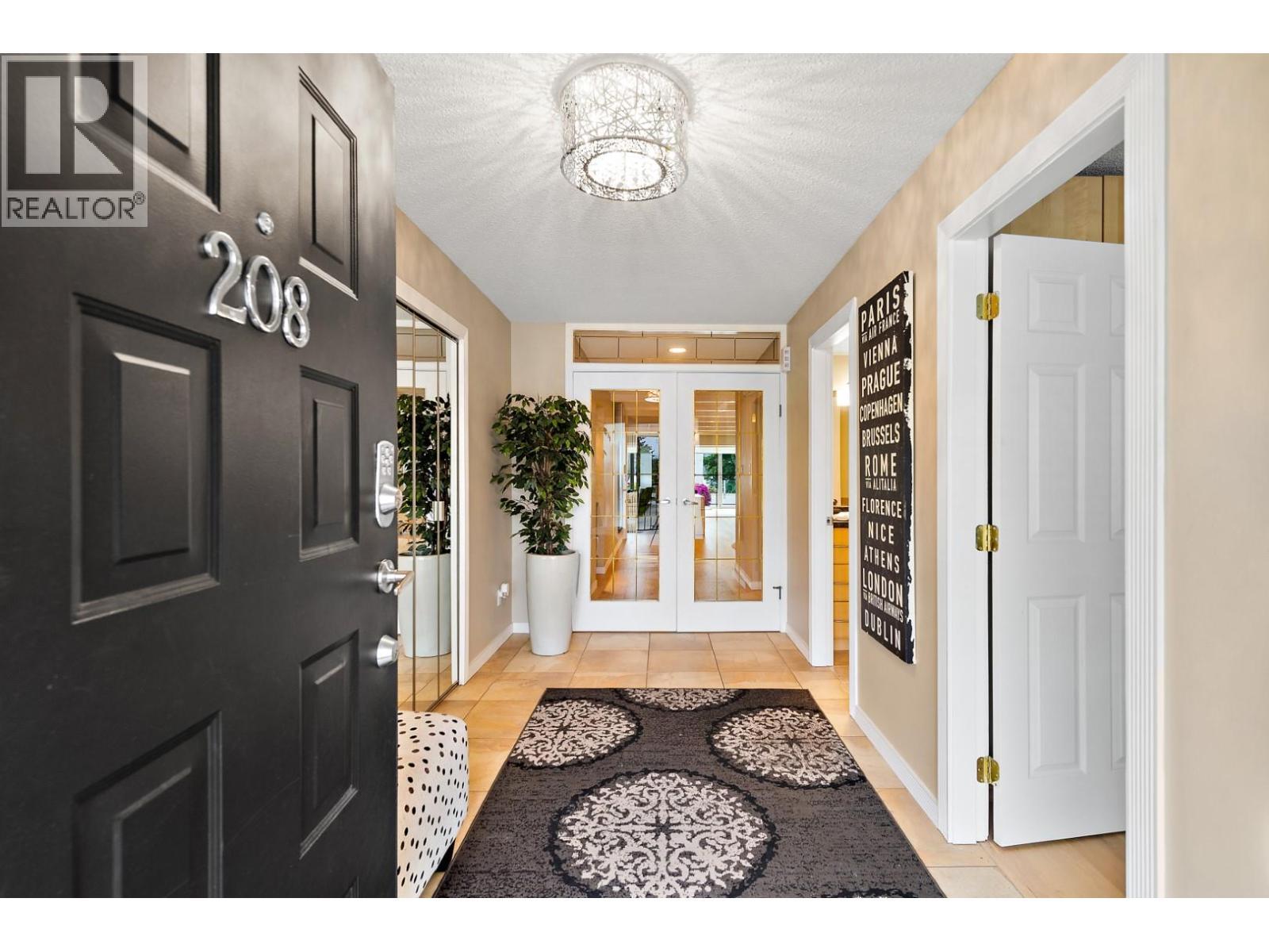 2900 Abbott Street Unit# 208. Kelowna, British Columbia