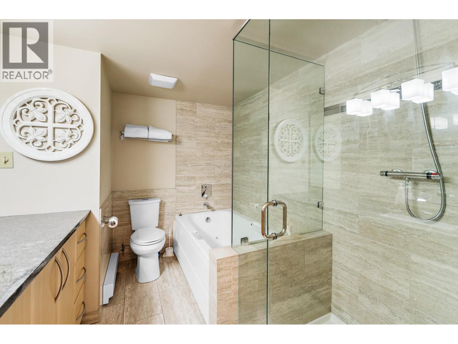 2900 Abbott Street Unit# 208. Kelowna, British Columbia