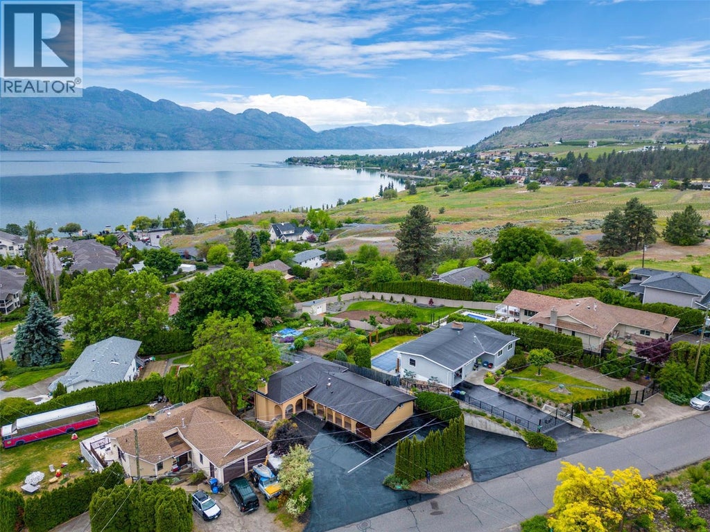 3754 Carrall Road, West Kelowna