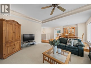 2660 Crestview Place. Blind Bay, British Columbia