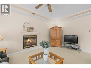 2660 Crestview Place. Blind Bay, British Columbia