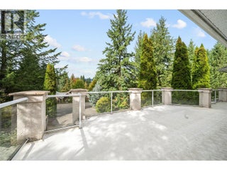 2660 Crestview Place. Blind Bay, British Columbia